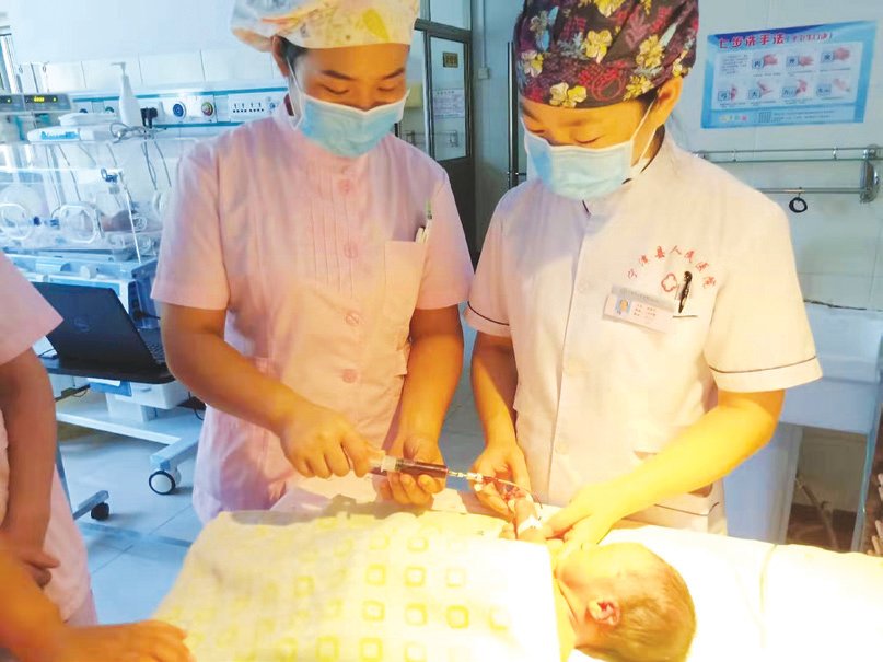 海原县妇婴监护型护送